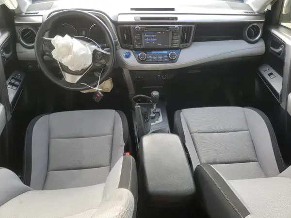 JTMRJREV4HD111412 2017 TOYOTA RAV 4 - Image 8