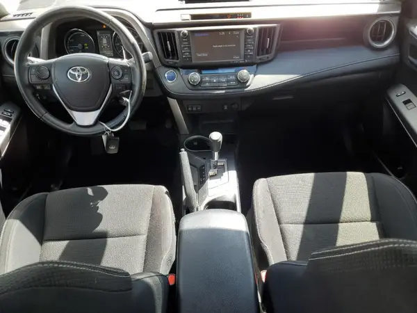 JTMRJREV4HD122572 2017 TOYOTA RAV 4 - Image 8