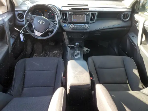 JTMRJREV4HD152011 2017 TOYOTA RAV 4 - Image 8