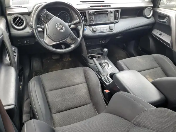 JTMRJREV4JD207305 2018 TOYOTA RAV 4 - Image 8