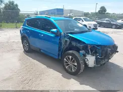 JTMRJREV4JD222869 2018 TOYOTA RAV 4