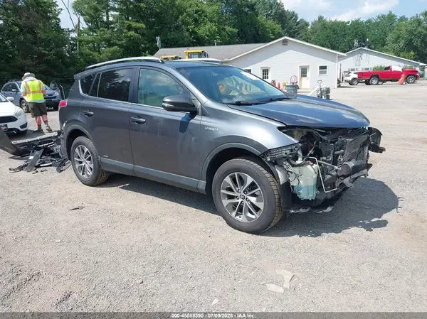 JTMRJREV4JD252650 2018 TOYOTA RAV 4 - Image 1
