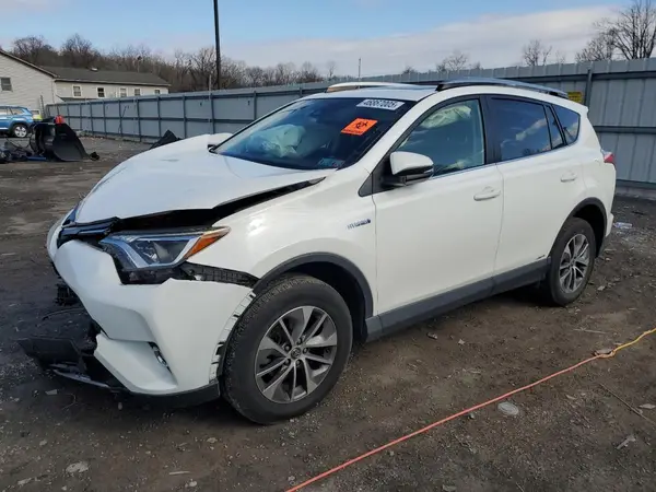 JTMRJREV4JD259081 2018 TOYOTA RAV 4 - Image 1