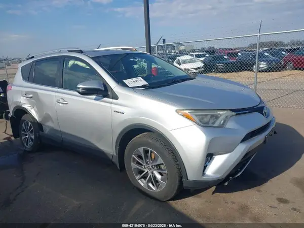 JTMRJREV5GD006490 2016 TOYOTA RAV 4 - Image 1
