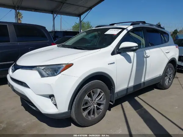 JTMRJREV5GD018607 2016 TOYOTA RAV 4 - Image 2