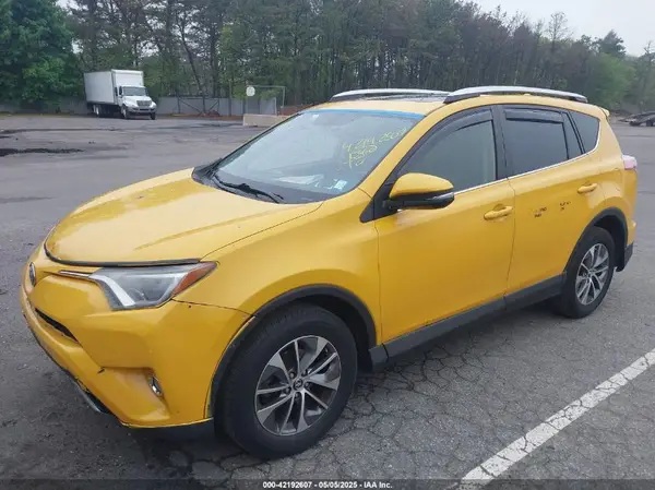 JTMRJREV5GD025993 2016 TOYOTA RAV 4 - Image 2