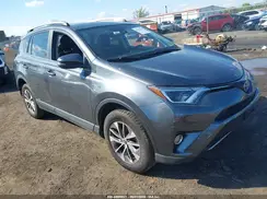 JTMRJREV5HD086620 2017 TOYOTA RAV 4