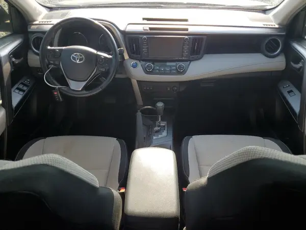 JTMRJREV5HD123195 2017 TOYOTA RAV 4 - Image 8