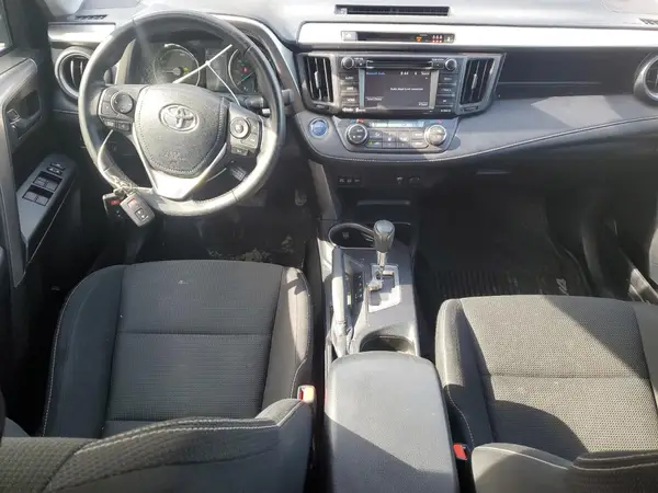 JTMRJREV5HD125707 2017 TOYOTA RAV 4 - Image 8