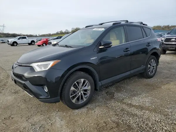 JTMRJREV5HD127070 2017 TOYOTA RAV 4 - Image 1