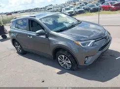 JTMRJREV5HD146900 2017 TOYOTA RAV 4