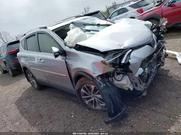 JTMRJREV5JD162293 2018 TOYOTA RAV 4 - Image 1