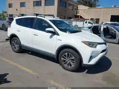 JTMRJREV5JD232388 2018 TOYOTA RAV 4