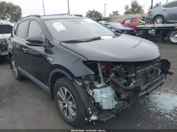 JTMRJREV5JD233167 2018 TOYOTA RAV 4 - Image 1