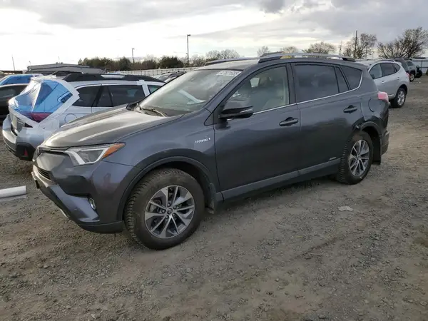 JTMRJREV5JD244234 2018 TOYOTA RAV 4 - Image 1