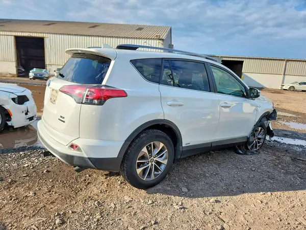 2018 TOYOTA RAV 4 COPART lot 65920656 auction photo 3