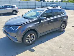 JTMRJREV6HD063671 2017 TOYOTA RAV 4