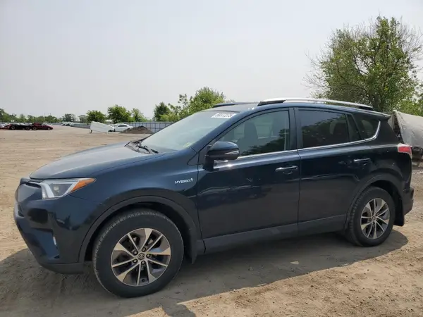 JTMRJREV6HD064822 2017 TOYOTA RAV 4 - Image 1