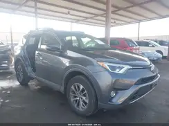 JTMRJREV6HD090076 2017 TOYOTA RAV 4