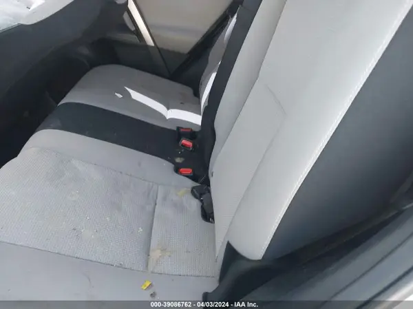 JTMRJREV6HD090837 2017 TOYOTA RAV 4 - Image 8