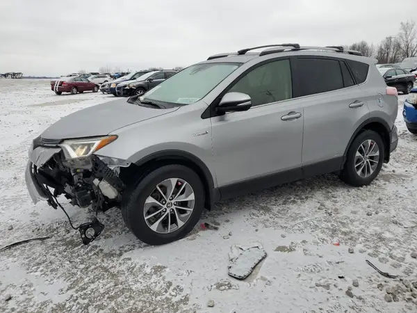 JTMRJREV6HD113663 2017 TOYOTA RAV 4 - Image 1