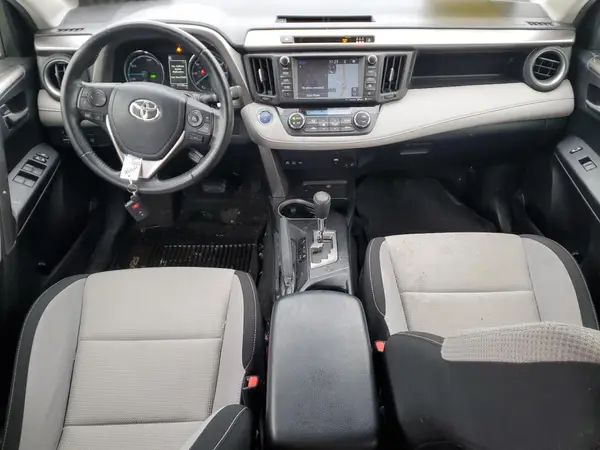 JTMRJREV6HD113663 2017 TOYOTA RAV 4 - Image 8