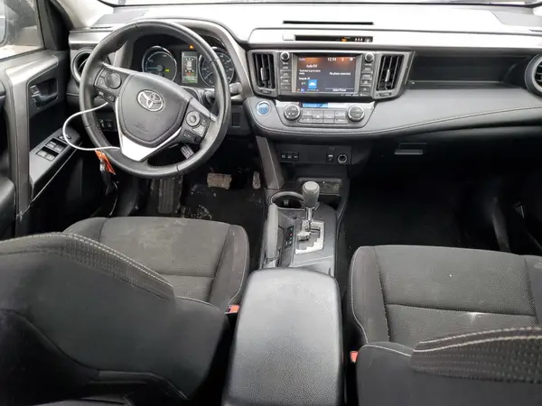 JTMRJREV6HD128552 2017 TOYOTA RAV 4 - Image 8