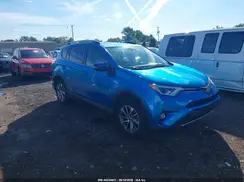 JTMRJREV6HD137302 2017 TOYOTA RAV 4