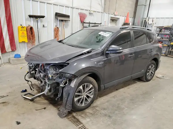 JTMRJREV6HD143715 2017 TOYOTA RAV 4 - Image 1