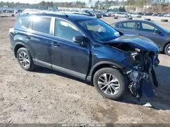 JTMRJREV6JD205619 2018 TOYOTA RAV 4