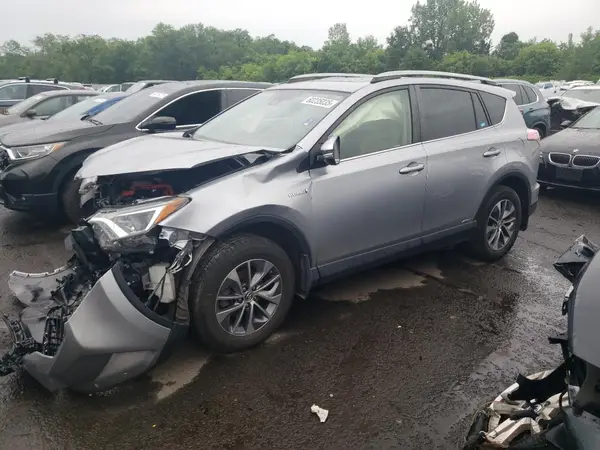 JTMRJREV6JD209427 2018 TOYOTA RAV 4 - Image 1