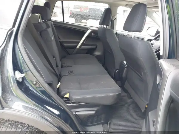 JTMRJREV6JD217530 2018 TOYOTA RAV 4 - Image 8