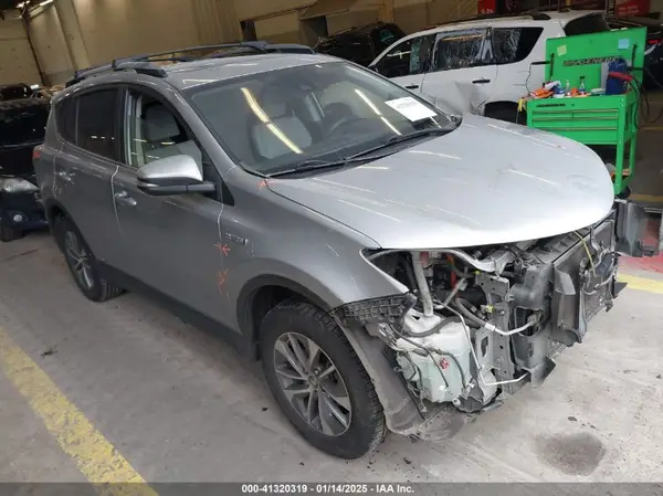 JTMRJREV6JD223540 2018 TOYOTA RAV 4 - Image 1
