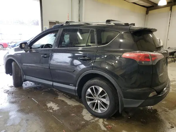 JTMRJREV6JD249426 2018 TOYOTA RAV 4 - Image 2