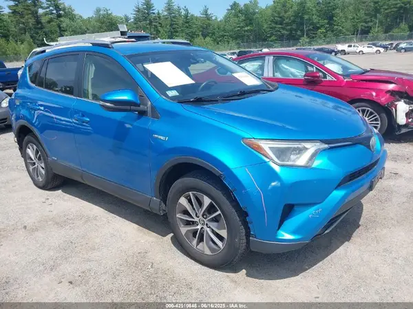 JTMRJREV6JD252410 2018 TOYOTA RAV 4 - Image 1
