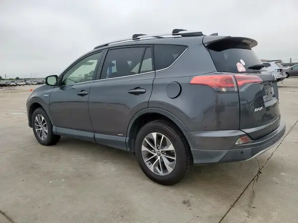 JTMRJREV7GD017331 2016 TOYOTA RAV 4 - Image 2