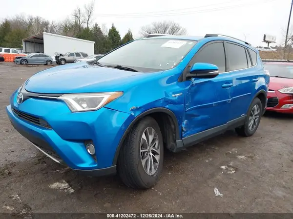 JTMRJREV7GD025610 2016 TOYOTA RAV 4 - Image 2
