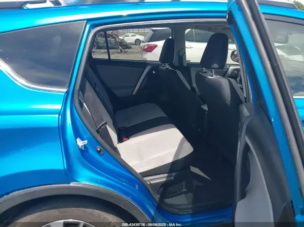 JTMRJREV7GD042861 2016 TOYOTA RAV 4 - Image 8