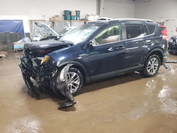JTMRJREV7HD065204 2017 TOYOTA RAV 4 - Image 1