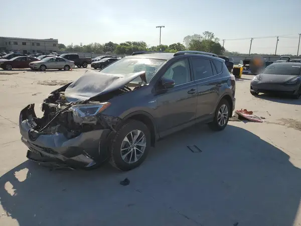 JTMRJREV7HD081225 2017 TOYOTA RAV 4 - Image 1