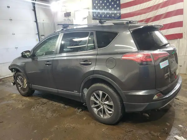 JTMRJREV7JD156317 2018 TOYOTA RAV 4 - Image 2