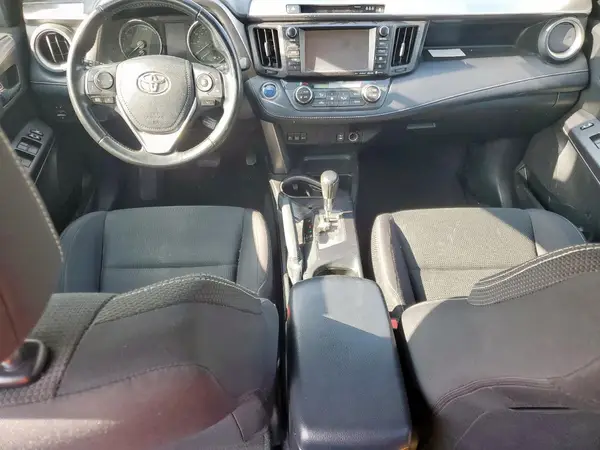 JTMRJREV7JD169035 2018 TOYOTA RAV 4 - Image 8