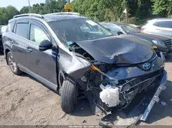 JTMRJREV7JD175529 2018 TOYOTA RAV 4