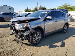 JTMRJREV7JD196753 2018 TOYOTA RAV 4