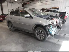 JTMRJREV7JD210733 2018 TOYOTA RAV 4