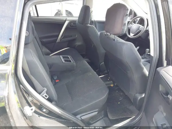JTMRJREV7JD212899 2018 TOYOTA RAV 4 - Image 8