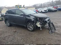 JTMRJREV7JD250441 2018 TOYOTA RAV 4