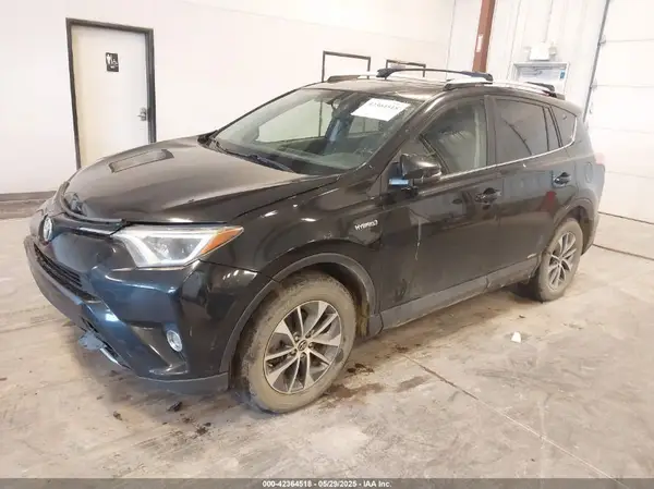 JTMRJREV8GD002353 2016 TOYOTA RAV 4 - Image 2