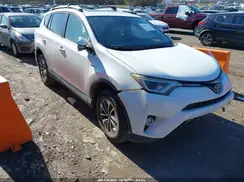 JTMRJREV8GD009495 2016 TOYOTA RAV 4