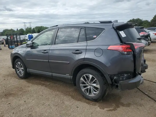 JTMRJREV8JD163969 2018 TOYOTA RAV 4 - Image 2